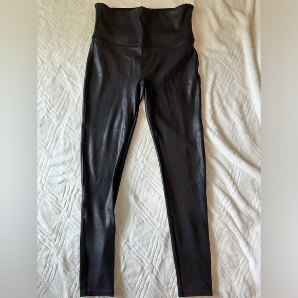 Spanx Faux Leather Leggings - Picture 5 of 8